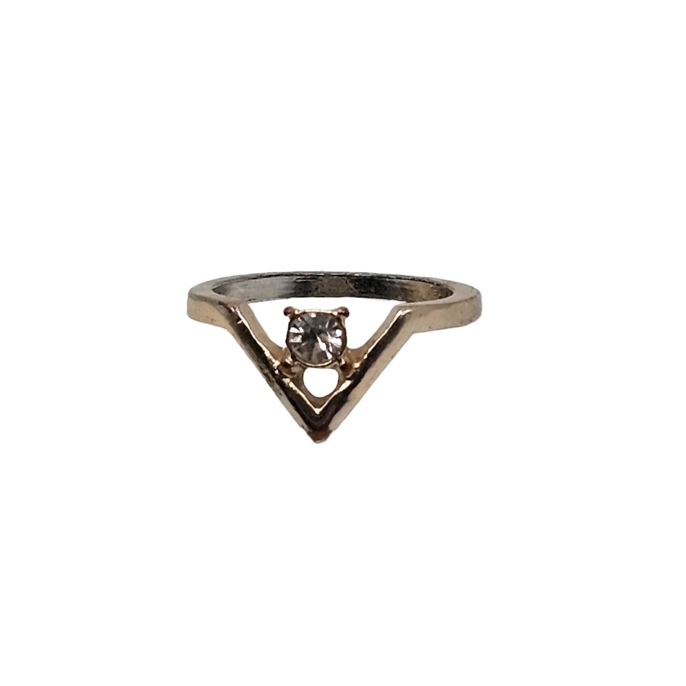 Gold-Toned Chevron Ring with Stone Accent (Size 6.5)
